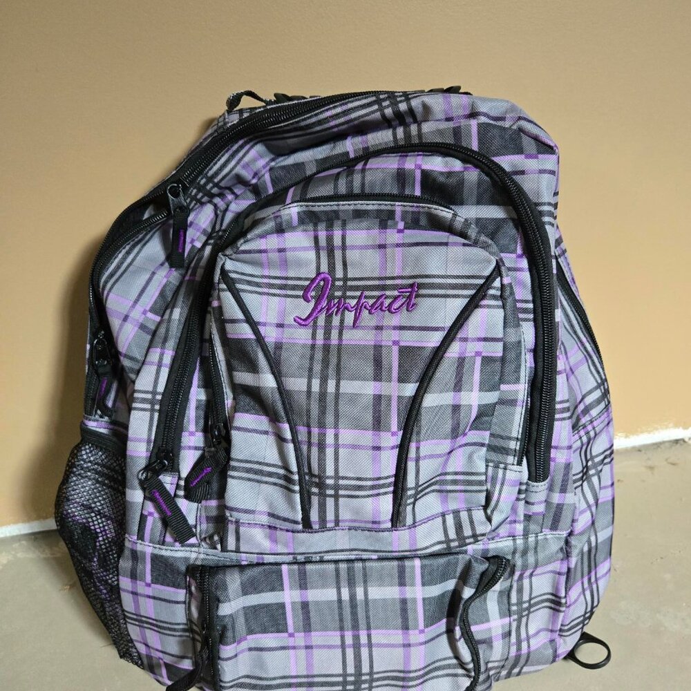 LIKE NEW Purple Backpack - Picture 6 of 9